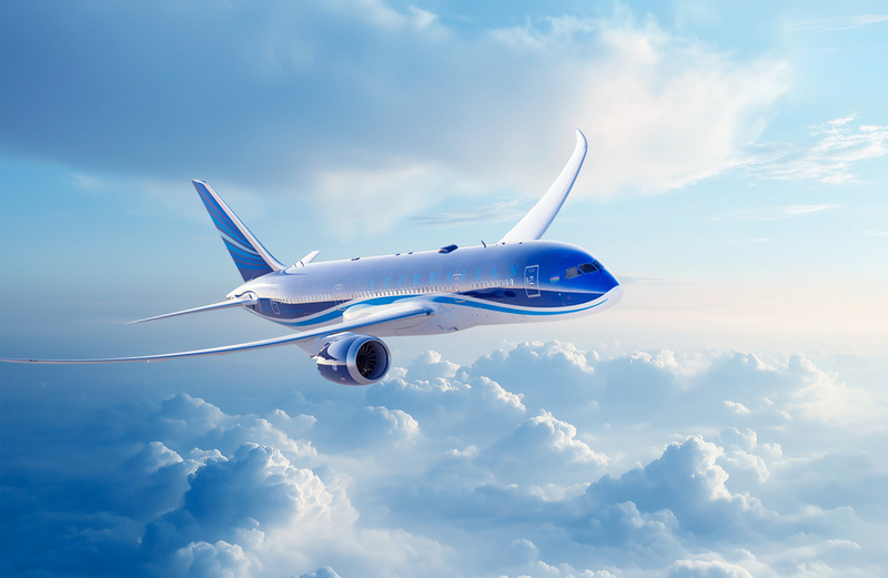 Самолет Boeing 787 азербайджанской авиакомпании AZAL, оснащенный спутниковой связью