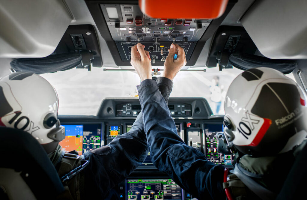 Бизнес-джет Dassault Falcon 10X совершил первый полет