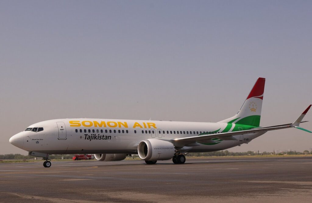 Первый самолет Boeing 737MAX-8 для таджикской авиакомпании Somon Air