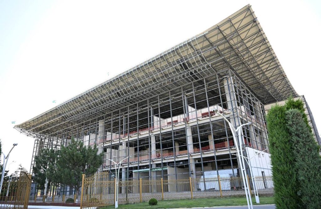 Namangan airport's new passenger terminal under construction